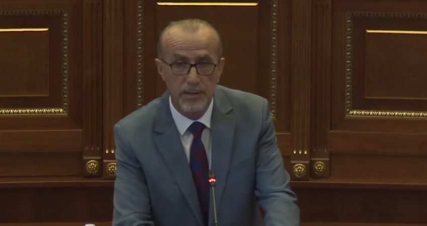 Haxhiu: Ikja e mjekëve nga Kosova shpejt do ta dërgojë në kollaps sistemin shëndetësor   