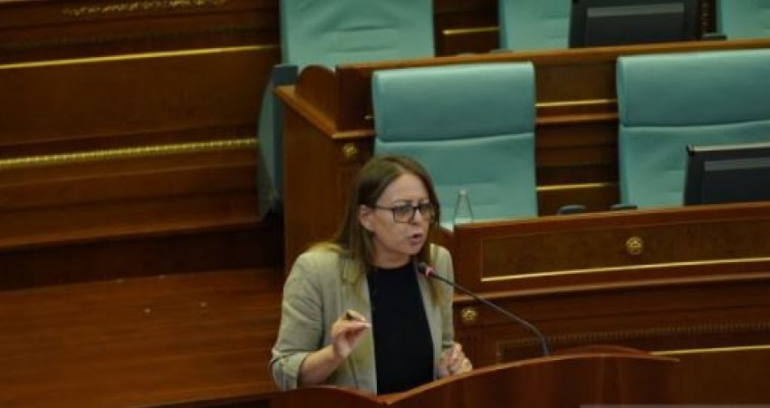 Hykmete Bajrami i reagon Armend Mujës: Për 4 vjet keni manipuluar me shifra