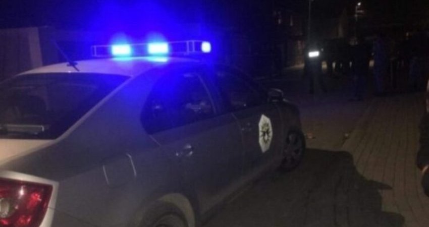 Rrahje në Prishtinë, Policia del në vendin e ngjarjes