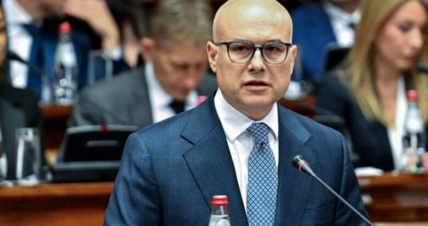 Qeveria serbe urdhëron zbatimin e masave të prezantuara nga Vuçiqi për Kosovën