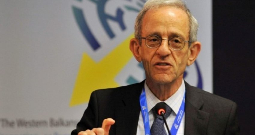Serwer: Uashingtoni të mbështesë përpjekjet e Kosovës për qeverisje në veri dhe t’i japë fund përkëdheljes së Serbisë