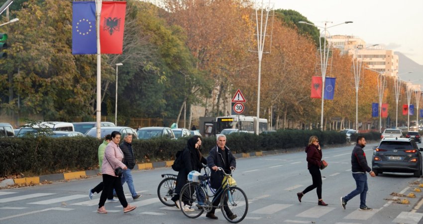 Shqipëria ftohet ta hapë kapitullin e parë në bisedimet për anëtarësim në BE
