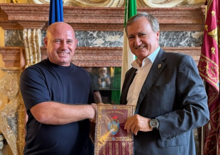 Tre shqiptarët pengojnë tragjedinë, nderohen nga kryebashkiaku i Venecias