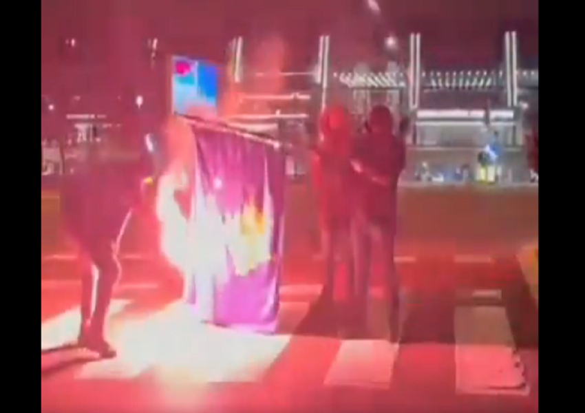 FOTO/ Incidente me simbolet e Kosovës në Serbi, huliganët djegin flamurin