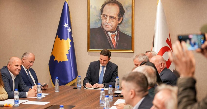 LDK konfirmon pjesmarrjen në takim me Konjufcën