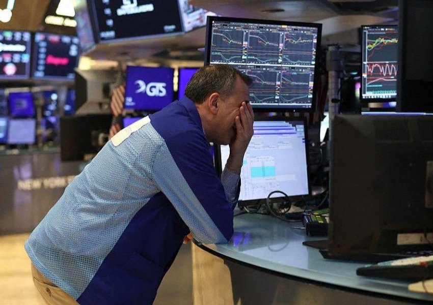 Kriza më e keqe e Wall Street-it që nga COVID-i, tronditen aksionet globale