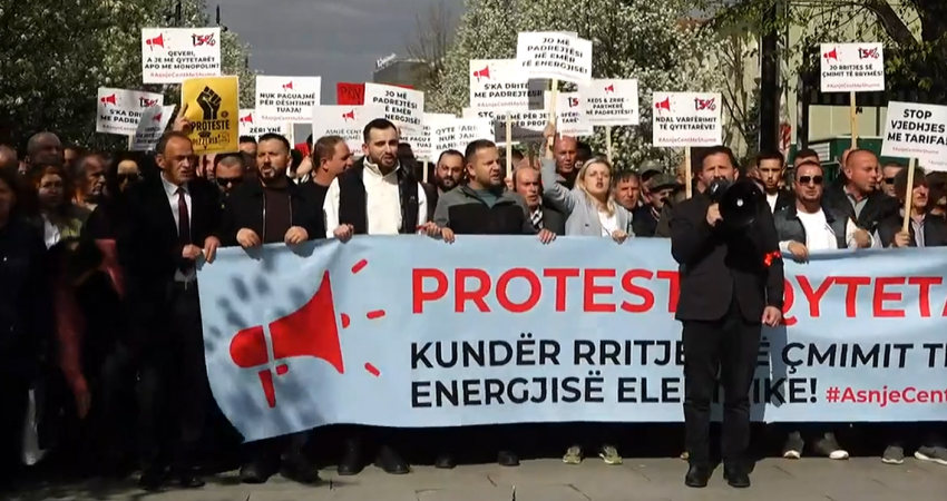 Paralajmërohet protestë tjetër në rast se ZRRE-ja nuk tërhiqet nga shtrenjtimi i rrymës