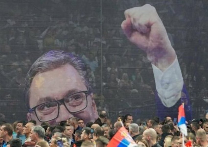 Mandiq: Vuçiq ka kërcënuar prokurorët e gjyqtarët për të arrestuar organizatorët e protestave në Serbi