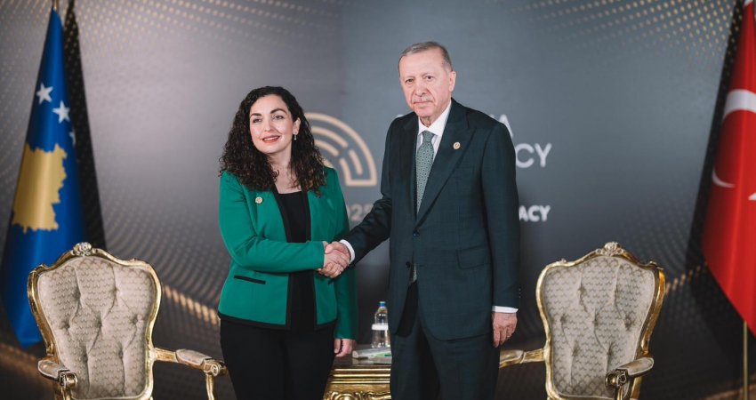 Osmani takon Erdoganin: Turqia është dhe do të mbetet një partner kyç për paqen, sigurinë dhe zhvillimin rajonal