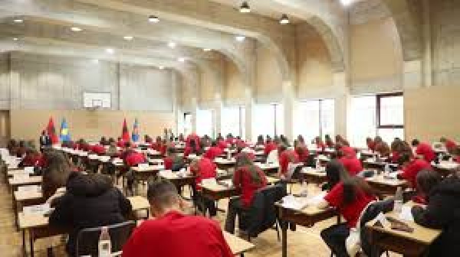 Finalja e olimbiadës Shqipëri- Kosovë, shpallen më të mirët e konkurimit në gjuhën shqipe