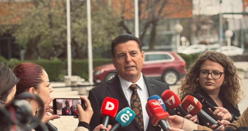 Duartrokiti i vetëm në Kuvend, Bahtiri: E bëra për ta përgëzuar opozitën për autogolën në sekondat e para të lojës