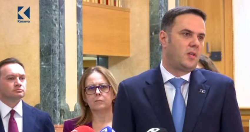 Abdixhiku: Vetëvendosje po e zvarrit krijimin e institucioneve