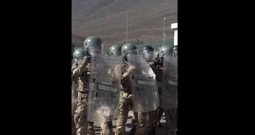 Ushtarët italianë e kryen “trajnimin më të rëndësishëm”, reagimin kundër trazirave