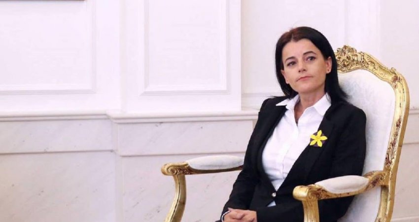 Ndarja e dekoratës nga Osmani, Krasniqi-Goodman: Inkurajim për të mos u ndalur për kauzën tonë