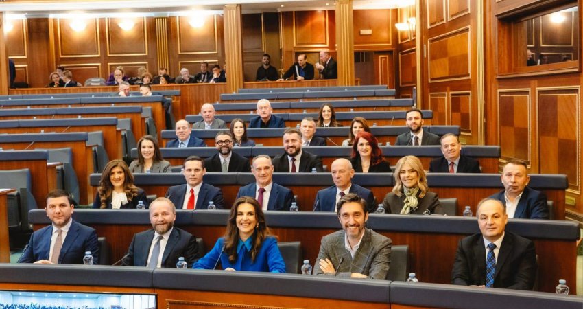 PDK: Ora e themelimit të insitucioneve të reja ka nisur, jemi të gatshëm ta formojmë qeverinë nëse i pari dështon