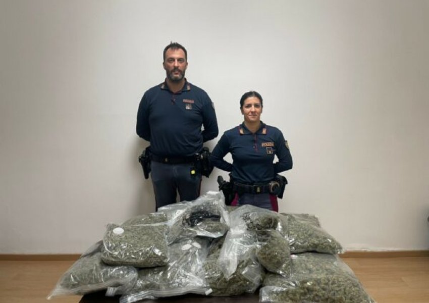 Kapen me 12 kg marijuanë, arrestohen çifti shqiptaro-italian në Itali