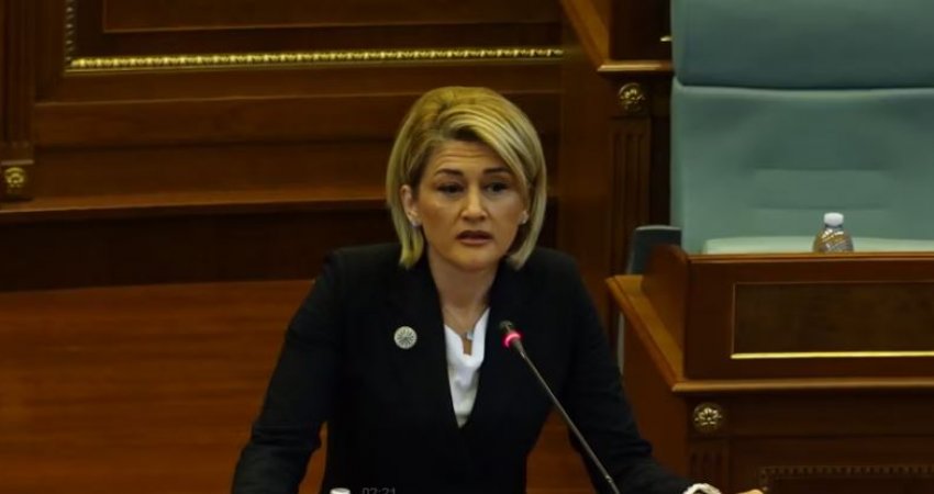 Kusari-Lila: Është shkelje nëse deputetët s’votojnë për zgjedhjen e kreut të kuvendit