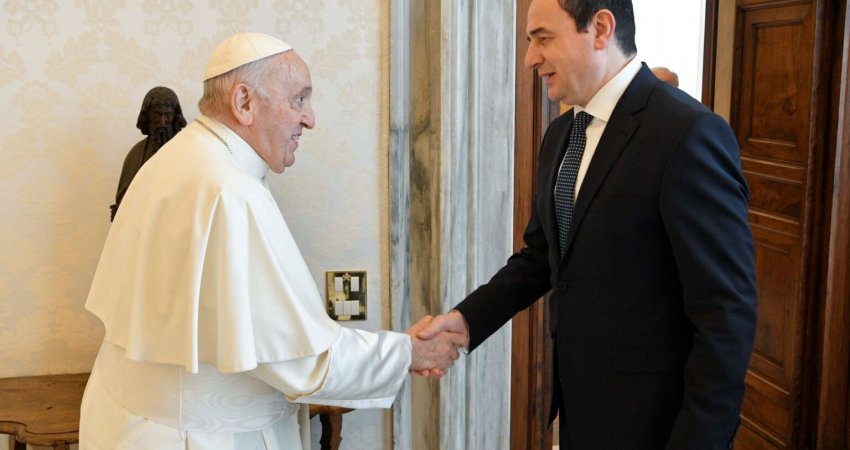 Kurti për Papa Fraçeskun: Trashëgimia e tij e përulësisë, drejtësisë dhe dhembshurisë do të jetojë përgjithmonë