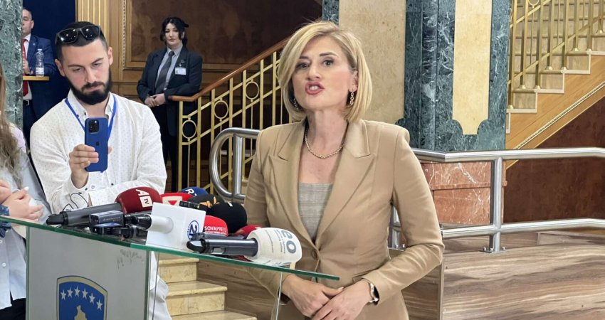 Kusari-Lila: Partitë e kanë obligim të votojnë kryetarin e Kuvendit