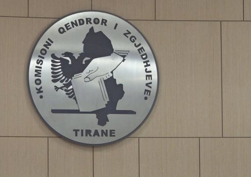 Zgjedhjet e 11 Majit/ Pjesëmarrja deri në orën 16:00 është 35.89%, prijnë Dibra e Tirana