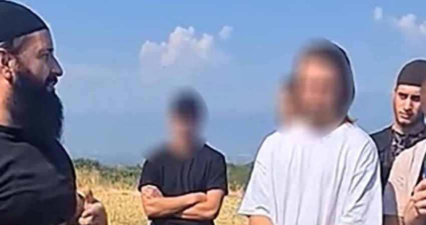 I dyshuari në rastin e vrasjes së policit shihej në shoqërinë e imamit të dënuar me 10 vjet burg për terrorizëm