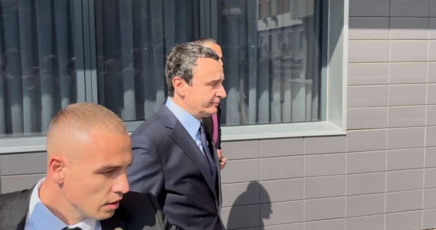 Kurti sërish nuk u përgjigjet pyetjeve të gazetarëve