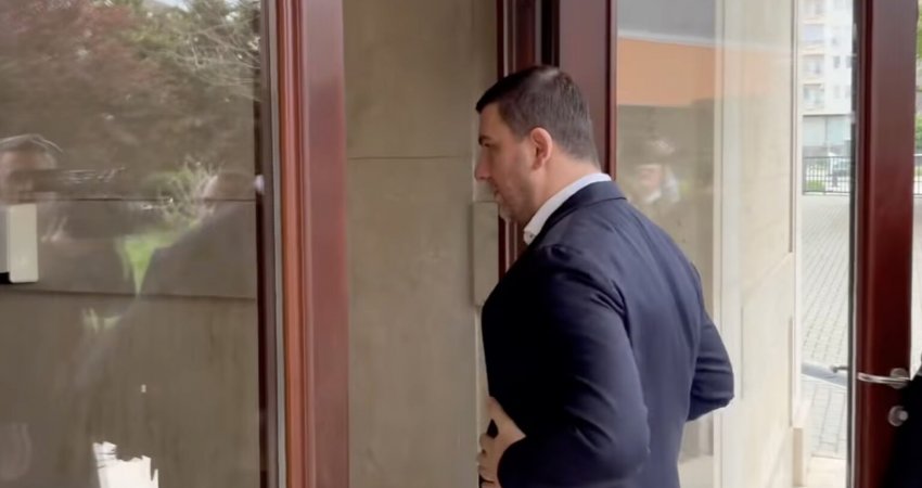 Krasniqi: Ishalla lëvizë diçka, po shpresoj se e kanë ndërruar kandidatin