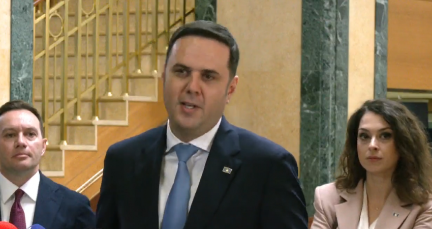 Abdixhiku pas dështimit të seancës: LVV-ja duhet të ofrojë zgjidhje, nuk e di pse nuk po e bëjnë