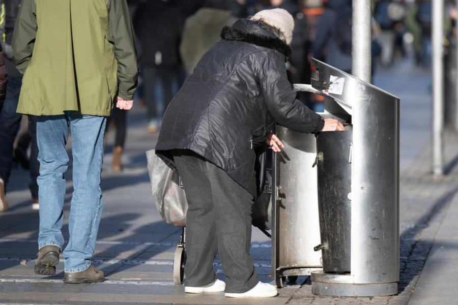 Kryeministri në largim rrit pensionet/ Ja si vepron një shtetar i përgjegjshëm