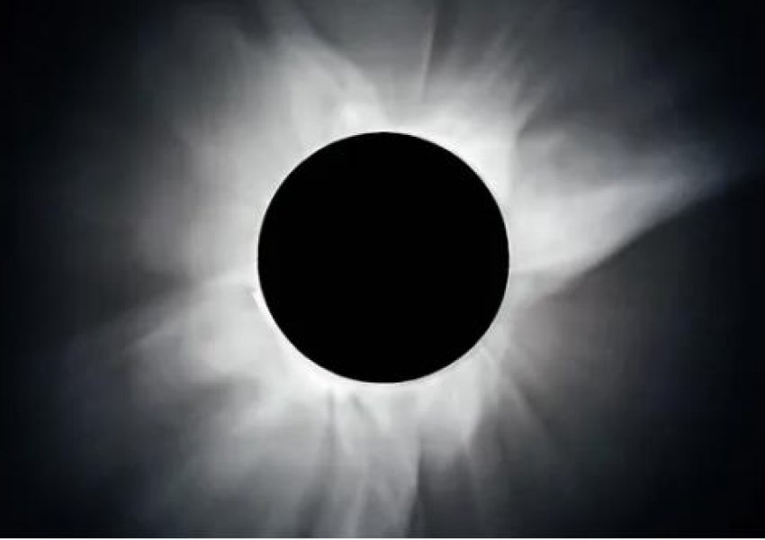 Kërkimi për 'Planetin Nëntë': Pse mund të ketë ende diçka masive në skajin e sistemit diellor