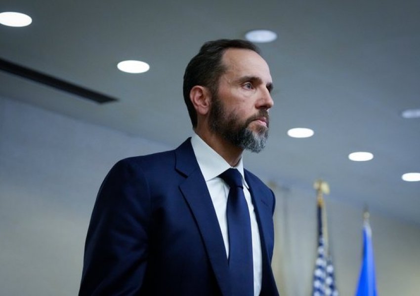 Drejtoi dy çështje ndaj Trump, nisin hetimet ndaj ish-Prokurorit Jack Smith. Ishte në krye të Speciales kur u akuzuan krerët e UÇK-së