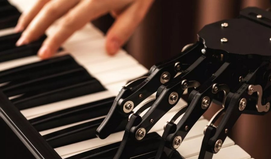 Artistët europianë ngrenë alarmin: Akti i Inteligjencës Artificiale nuk i mbron të drejtat e autorit