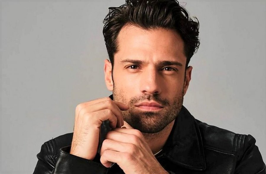 ‘Ky koncert është për të’/ Argyros bën homazhin prekës për mikun e ndjerë
