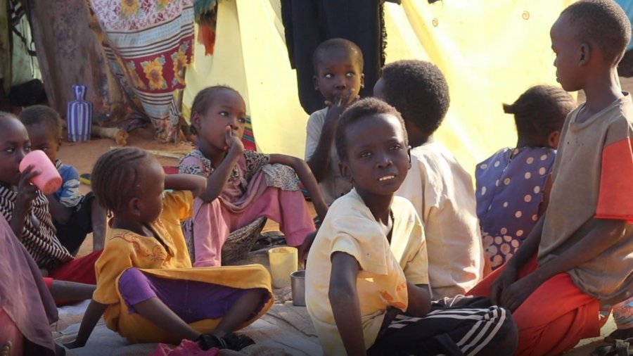 Krizë urie edhe në Sudan, 900 mijë njerëz nën rrethim të plotë, në pamundësi për ushqim dhe ndihmë mjekësore