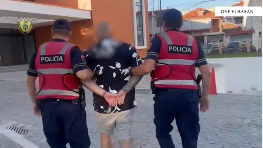 Tentoi të korruptonte policin, arrestohet dhe gjobitet 35-vjeçari në Elbasan