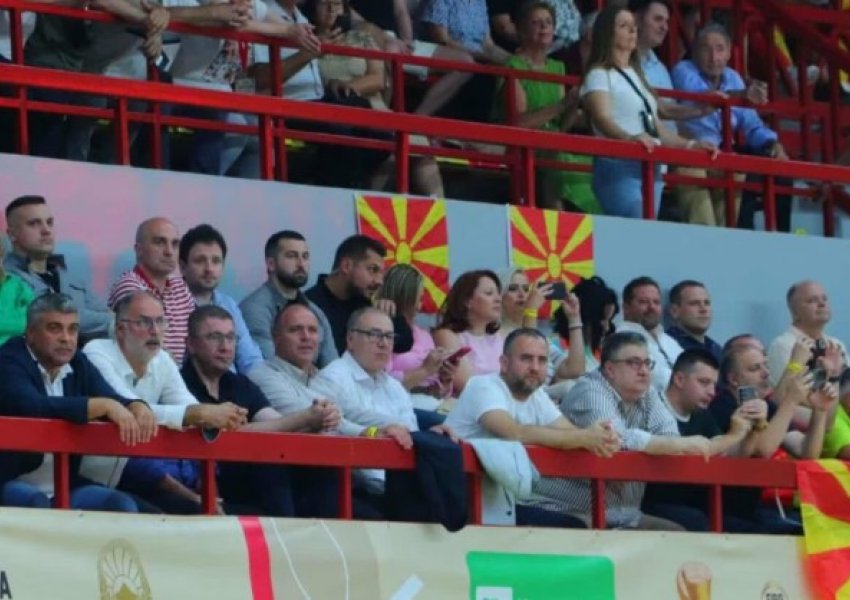 DW/ Dënohen ashpër thirrjet antishqiptare në Maqedoni të Veriut