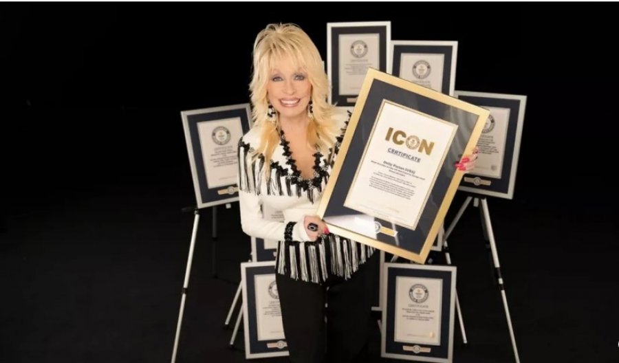 Dolly Parton shpallet ikonë e Guinness World Records për 11 rekorde botërore