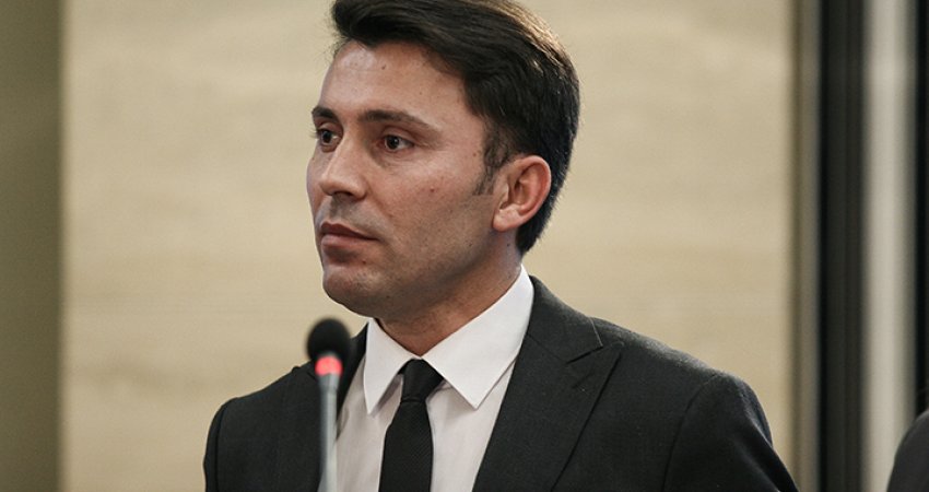 Rrustemi thotë se Kushtetuesja duhet ta autorizojë presidenten për shpallje të zgjedhjeve të jashtëzakonshme