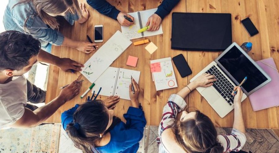Europa dha 4.5 mijë leje për studentët dhe azilkërkuesit shqiptarë në dy vite, rekord në rajon