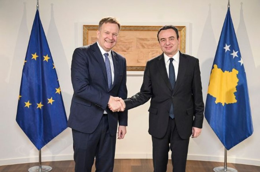 Pas Osmanit, Sorensen në Qeveri për takim me Kurtin