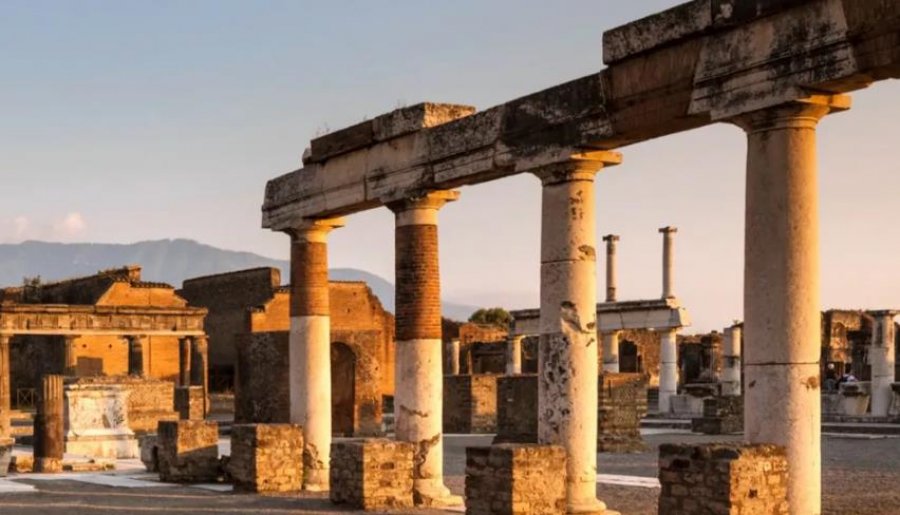 Arkeologët: Njerëzit u kthyen për të jetuar në rrënojat e Pompeit