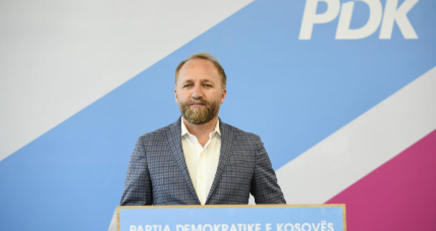 Tahiri: Aktvendimi i Gjykatës Kushtetuese konfirmoi qëndrimin e PDK-së se VV e ka mbajtur peng Kuvendin
