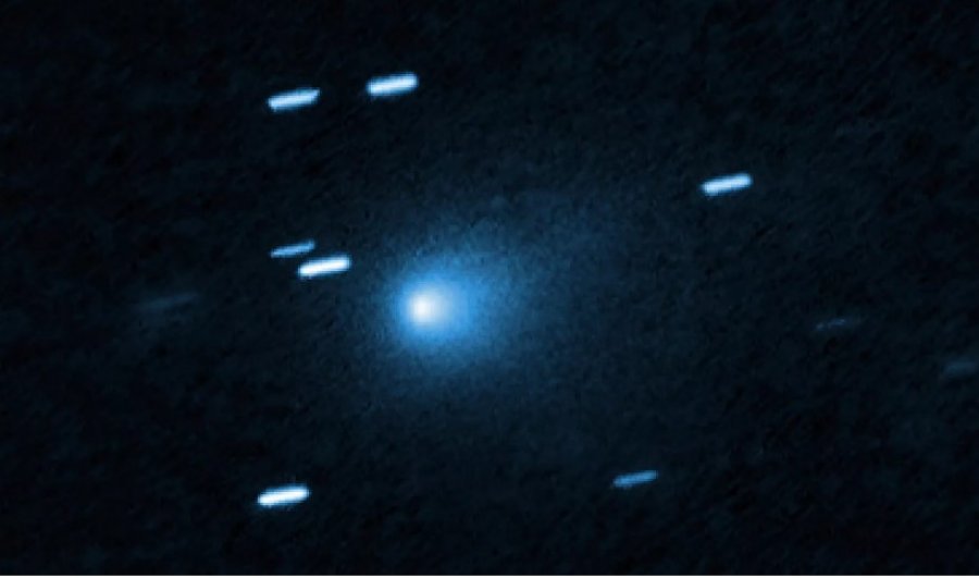 Kometa nga thellësitë e galaktikës kalon pranë Marsit me 209,000 km/h, fotografia më e mirë