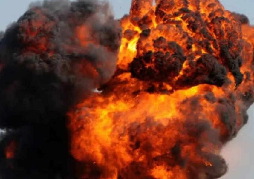 Rusia sulmon bazën e naftës SOCAR në Odesa të Ukrainës