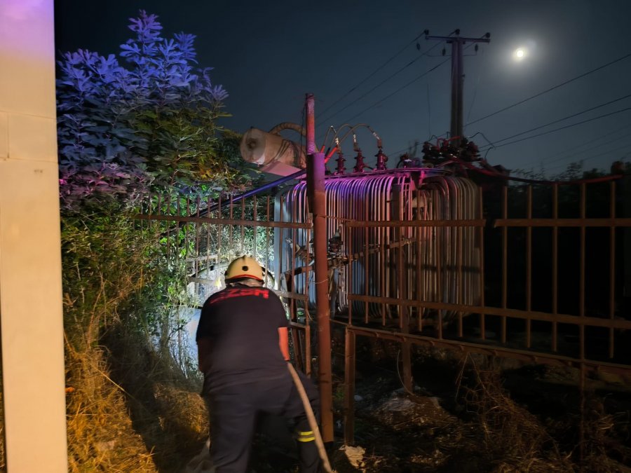 Gjirokastër, zjarri pranë Nënstacionit të Vjetër Elektrik, shuhet nga zjarrfikësit 