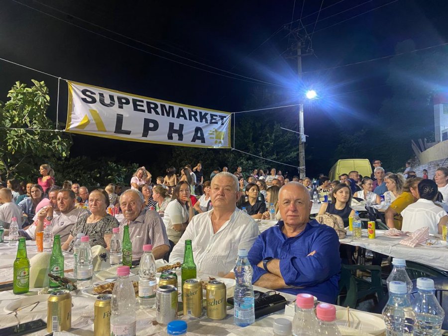 Lazarati feston në errësirë, Shehu: Qeveria të braktis edhe për festë, s’jep dritë për qytetarët