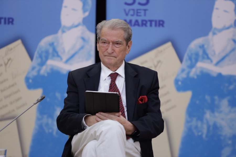 Sot është 37-vjetori i martirizimit të poetit të shquar e disident Havzi Nela