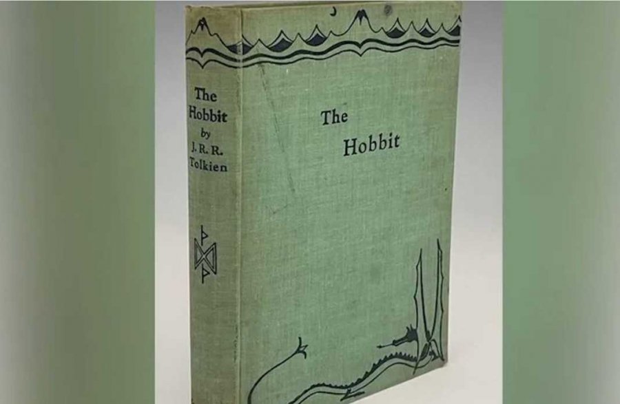 Botimi i parë i rrallë i 'The Hobbit' shitet për një çmim rekord në ankand