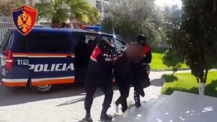 Mosdorëzim kredencialesh, kalim kufiri dhe zjarrvënie të qëllimshme, disa të arrestuar në Shkodër
