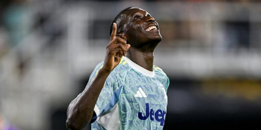 Kolo Muani rikthehet te Juventus, arrihet marrëveshja me PSG-në për huazim me detyrim blerjeje
